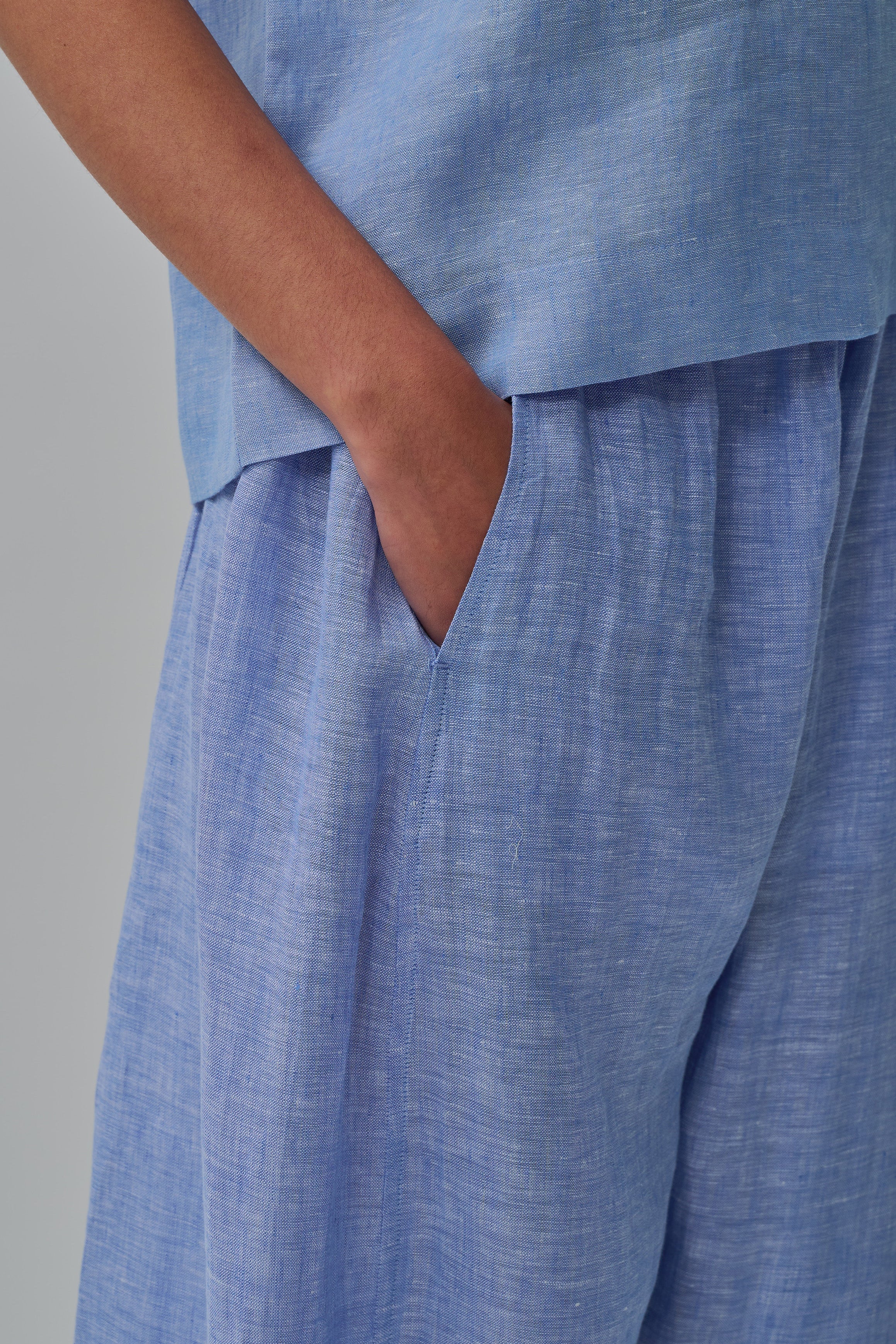 Sculptor Linen Pants in Bluebell