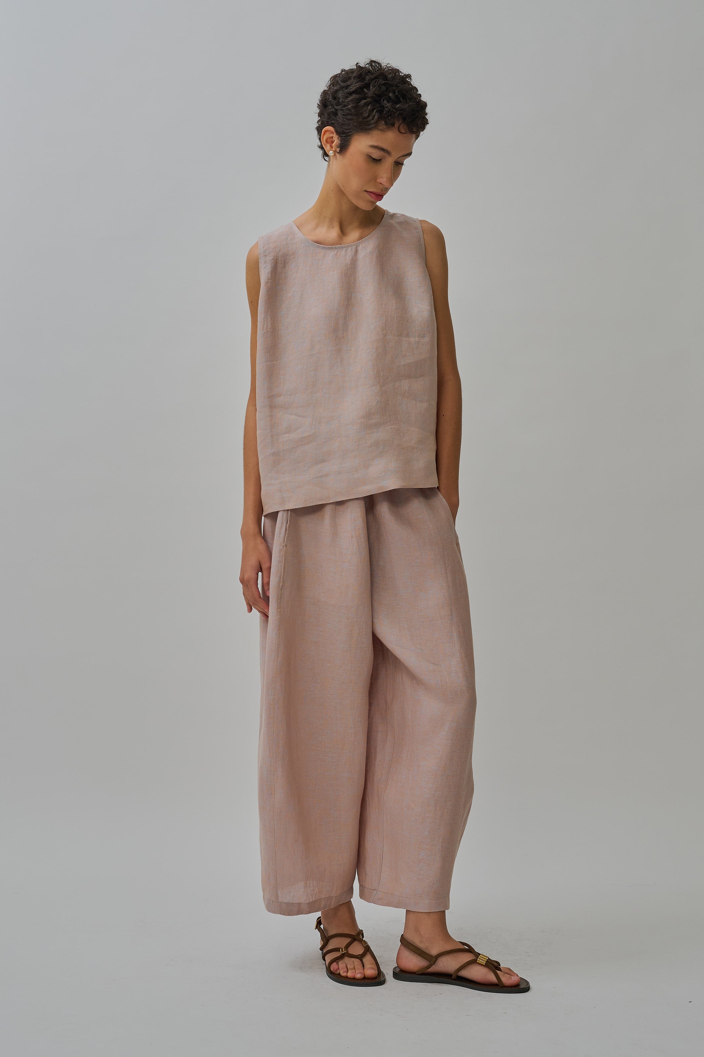 Midtown Linen Top in Peach